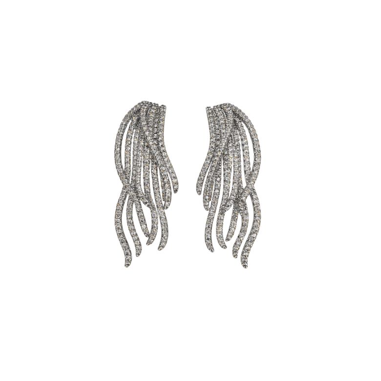 Sparkling silver Orecchini Cascata di Luce earrings with delicate crystal-studded strands for an elegant, flowing design.